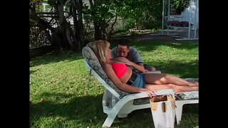 Matrigna con grandi tette ama il giovane cazzo - Allysin Brace, Ashley Evans, Kandi Cox, Kianna Bradley, Mika, Rebecca Bardoux