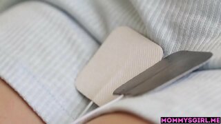 Stepmom እና የእሷ tighty ቅድሚያ በ እርስ