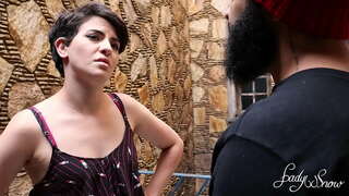 Comunistinha болды дауыс беруге Boulos және, сайып келгенде, повернуться мүйіз